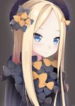  abigail_williams_(fate/grand_order) artist_name bangs black_bow black_dress black_hat blonde_hair blue_eyes blush bow brown_background closed_mouth commentary dress eyebrows_visible_through_hair fate/grand_order fate_(series) forehead hair_bow hat highres kanz long_hair long_sleeves looking_at_viewer orange_bow parted_bangs polka_dot polka_dot_bow simple_background sleeves_past_wrists smile solo starry_sky_print v-shaped_eyebrows 