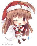  ;d ahoge bad_id bad_pixiv_id bangs bell blush brown_eyes brown_hair capelet chibi double-breasted dress eyebrows_visible_through_hair fang full_body fur-trimmed_capelet fur-trimmed_dress fur_collar fur_trim hat huge_ahoge kantai_collection kuma_(kantai_collection) leg_up long_hair looking_at_viewer masayo_(gin_no_ame) mittens one_eye_closed open_mouth over_shoulder red_dress sack santa_costume santa_hat simple_background smile solo sparkle standing standing_on_one_leg thighhighs very_long_hair white_background white_legwear 