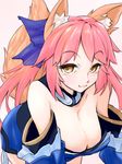  amidatto animal_ears bare_shoulders blush bow breasts cleavage collarbone commentary_request detached_sleeves fate/extra fate/grand_order fate_(series) fox_ears fox_tail hair_bow hair_ribbon highres japanese_clothes large_breasts looking_at_viewer pink_hair ribbon simple_background solo tail tamamo_(fate)_(all) tamamo_no_mae_(fate) yellow_eyes 