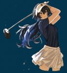  1girl alternate_costume arms_up black_hair black_shirt blue_background blue_hair breasts closed_mouth commentary cropped_legs earrings floating_hair golf_club grey_eyes highres holding holding_golf_club hoop_earrings isshiki_(ffmania7) jewelry kamitsubaki_studio koko_(kamitsubaki_studio) long_hair looking_ahead multicolored_hair shirt short_sleeves signature simple_background skirt small_breasts smile solo standing swinging_golf_club symbol-only_commentary two-tone_hair virtual_youtuber visor_cap white_skirt 