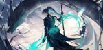  1boy absurdres cowboy_shot dual_wielding dutch_angle from_behind gauntlets green_hair green_kimono hadanugi_dousa highres holding holding_polearm holding_weapon japanese_clothes jiyan_(wuthering_waves) kimono logo long_hair looking_at_viewer male_focus marroncaramel_i missing_commentary pangu_terminal_(wuthering_waves) polearm ponytail solo spear standing tacet_mark_(wuthering_waves) toned toned_male very_long_hair weapon wuthering_waves yellow_eyes 