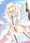  ass_visible_through_thighs breasts cat_with_a_brush cleavage commentary_request fate/extra fate/extra_ccc fate/grand_order fate_(series) highres medium_breasts nero_claudius_(bride)_(fate) nero_claudius_(fate)_(all) solo white_sleeves 