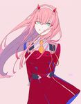  aqua_eyes arms_behind_back clenched_teeth cow_(shadow) darling_in_the_franxx fang grin hair_between_eyes highres horns long_hair military military_uniform necktie pink_background pink_hair simple_background slit_pupils smile solo teeth uniform upper_body yellow_neckwear zero_two_(darling_in_the_franxx) 
