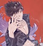  belial_(granblue_fantasy) black_pants black_shirt crazy_eyes feather_boa granblue_fantasy grin looking_at_viewer male_focus midriff pants pectorals red_background red_eyes shirt simple_background smile solo sumeshi_(ginshari40) toned toned_male uneven_eyes upper_body 