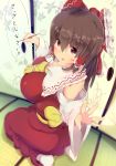  akabeco ass bow breasts brown_hair cookie_(touhou) eyebrows_visible_through_hair hair_bow hair_tubes hakurei_reimu highres indoors kanna_(cookie) large_breasts looking_at_viewer red_bow red_eyes seiza sitting solo speech_bubble touhou translation_request 