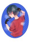  ancolatte_(onikuanco) black_gloves black_hair blush closed_mouth commentary cropped_torso eyebrows_visible_through_hair from_behind gloves highres kaban_(kemono_friends) kemono_friends mouth_hold nape no_hat no_headwear red_shirt shirt short_hair short_sleeves solo sweat tying_hair 