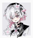  1girl @_@ animal_ears beret black_choker black_hat boluo_xiao_niao_binggun border choker commentary dog_ears flower grey_background hair_flower hair_ornament hand_up hat highres kemonomimi_mode long_sleeves looking_at_viewer mahou_shoujo_no_majo_saiban multicolored_hair open_mouth pink_eyes pink_hair sakuraba_ema short_hair smile solo untranslatable_commentary upper_body white_border white_flower white_hair x_hair_ornament 