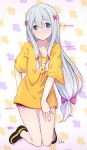  absurdres azumi_akitake bare_legs black_footwear black_shorts blue_eyes bow closed_mouth collarbone directional_arrow eromanga_sensei full_body gradient_hair hair_bow highres izumi_sagiri kneeling light_frown long_hair looking_at_viewer low-tied_long_hair multicolored_hair no_socks oversized_clothes oversized_shirt pink_bow pink_hair shirt shoes short_sleeves shorts sidelocks signature silver_hair sneakers solo splatoon_(series) splatoon_2 squid squid_background tareme translation_request very_long_hair yellow_shirt 