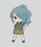  ayu_(mog) blue_hair bracelet brown_eyes brown_shorts chibi closed_mouth clothes_writing copyright_request full_body green_shirt grey_background hair_over_one_eye inazuma_eleven_(series) jewelry kazemaru_ichirouta kneehighs legs_apart looking_at_viewer ponytail purple_footwear shirt shoes short_shorts short_sleeves shorts signature simple_background solo standing white_legwear 