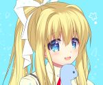  air blonde_hair blue_background blue_eyes dinosaur hair_ribbon kamio_misuzu looking_at_viewer ponytail ribbon ringo_sui school_uniform solo stuffed_animal stuffed_toy upper_body white_ribbon 