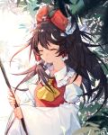  ascot bangs bare_shoulders black_eyes black_hair blurry bow branch closed_eyes closed_mouth depth_of_field detached_sleeves eyebrows_visible_through_hair facing_viewer frilled_bow frilled_hair_tubes frilled_shirt_collar frills hair_bow hair_tubes hakurei_reimu highres holding japanese_clothes leaf light light_rays long_hair long_sleeves miko red_bow red_shirt shirt smile solo tian_(my_dear) touhou upper_body wide_sleeves wind wind_lift yellow_neckwear 