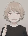  black_shirt blonde_hair commentary eyebrows_visible_through_hair grey_background hand_up looking_at_viewer open_mouth original sanpaku shirt simple_background smile solo wide-eyed yajirushi_(chanoma) 