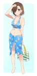  bag barefoot bikini blue_bikini breasts brown_hair frilled_bikini_top full_body hair_over_one_eye highres idolmaster idolmaster_cinderella_girls looking_at_viewer medium_breasts mizuki_seira navel onao sarong shell_earrings short_hair smile solo standing swimsuit yellow_eyes 