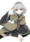 1girl arm_up ascot black_kimono black_shorts breasts brown_ascot brown_coat closed_mouth coat commentary_request genderswap genderswap_(otf) green_trim grey_eyes grey_hair highres houlen_yabusame japanese_clothes kimono layered_sleeves len&#039;en long_sleeves looking_at_viewer medium_breasts medium_hair ougi_hina portal_(object) puffy_short_sleeves puffy_sleeves short_over_long_sleeves short_sleeves shorts simple_background smile solo white_background wide_sleeves 