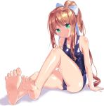  arm_support bangs bare_legs bare_shoulders barefoot blue_swimsuit blush bow breasts brown_hair closed_mouth commentary_request doki_doki_literature_club eyebrows_visible_through_hair feet green_eyes hair_between_eyes hair_bow hand_on_own_knee head_tilt high_ponytail highres long_hair monika_(doki_doki_literature_club) naka one-piece_swimsuit ponytail school_swimsuit small_breasts smile soles solo swimsuit toenails very_long_hair wet white_background white_bow 