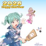 2026 2girls alternate_costume aqua_hair blonde_hair blue_kimono breasts commentary_request donguri_chitta full_body hagoita hairband highres holding japanese_clothes kimono large_breasts long_hair love_live! love_live!_superstar!! multiple_girls onitsuka_natsumi onitsuka_tomari open_mouth paddle pink_kimono red_hair sandals siblings simple_background sisters standing teeth twintails twitter_username upper_body upper_teeth_only yuigao 