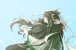  2boys \||/ black_hair black_hanfu blue_sky chinese_clothes floating_hair glomp green_hanfu green_ribbon half_updo hanfu hashtag-only_commentary highres hug long_hair long_sleeves luo_binghe male_focus multiple_boys ongnyong parted_lips red_trim renzha_fanpai_zijiu_xitong ribbon ribboned_xiao_guan shen_qingqiu sky surprised upper_body very_long_hair wavy_hair wide-eyed wide_sleeves 