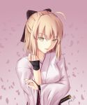  ahoge artist_name black_bow blonde_hair bow cherry_blossoms eyebrows_visible_through_hair fate/grand_order fate_(series) gradient gradient_background green_eyes hair_between_eyes hair_bow hakama half_updo highres japanese_clothes kimono looking_at_viewer nail_polish okita_souji_(fate) okita_souji_(fate)_(all) parted_lips pink_background pink_nails purple_hakama short_hair sidelocks smile solo sword upper_body weapon white_kimono yeh_(354162698) 