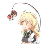  ahoge bow braid carrot_on_stick confused hair_bow hakurei_reimu japanese_clothes kirisame_marisa kosencha looking_at_another miko minigirl multiple_girls simple_background stick string touhou 