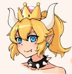  bare_shoulders blonde_hair blue_eyes bowsette collar commentary_request crown earrings fang_out highres horns jewelry looking_at_viewer mario_(series) new_super_mario_bros._u_deluxe night_(a52a52520) pointy_ears ponytail portrait simple_background smile solo spiked_collar spikes super_crown 