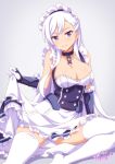  artist_name azur_lane belfast_(azur_lane) black_collar breasts chain cleavage closed_mouth collar grey_background large_breasts lifted_by_self long_hair looking_at_viewer mmrailgun purple_eyes simple_background skirt skirt_lift smile solo thighhighs white_hair white_legwear white_skirt 