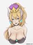  absurdres armlet artist_name bangs bare_shoulders black_dress blonde_hair blue_eyes bowsette breasts cleavage collar collarbone crown dress earrings gem grey_background hair_between_eyes highres horns jewelry liya_nikorov long_hair looking_at_viewer mario_(series) mole mole_on_breast mole_on_neck new_super_mario_bros._u_deluxe open_mouth pointy_ears ponytail sharp_teeth solo spiked_armlet spiked_collar spikes strapless strapless_dress super_crown teeth upper_body 