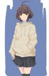  1girl ahoge black_skirt black_thighhighs blue_background blunt_bangs brown_hair brown_sweater drawstring hand_in_pocket highres hood hooded_sweater kantai_collection kishinami_(kancolle) looking_at_viewer neko_no_hige parted_lips pleated_skirt short_hair skirt smile solo standing sweater thighhighs yellow_eyes 