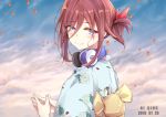  1girl absurdres aiqing bangs blue_eyes blush brown_hair closed_mouth cloud commentary_request day eyebrows_visible_through_hair fingernails fingers_together go-toubun_no_hanayome hair_between_eyes hair_ribbon head_tilt headphones headphones_around_neck highres japanese_clothes kimono long_sleeves looking_at_viewer looking_back nakano_miku outdoors patterned_clothing petals ribbon sky smile solo standing tied_hair upper_body yukata 