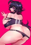  1girl absurdres ahoge ass back black_hair breasts butt_crack from_behind gym_shorts hair_over_shoulder highres huge_ahoge huge_breasts long_hair looking_back nyarla_(osiimi) original osiimi pink_background purple_eyes shorts solo sports_bra strap_slip thick_thighs thighs underboob 