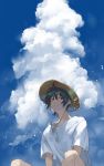  1boy black_eyes black_hair blue_sky bright_pupils chin_strap cloud day expressionless hat kyouichi looking_at_viewer male_focus original outdoors parted_lips shirt short_sleeves sitting sky solo straw_hat sun_hat t-shirt white_pupils white_shirt 