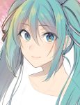  1girl aqua_eyes aqua_hair asa_(coco) bangs commentary_request cropped_shoulders eyebrows_visible_through_hair hair_between_eyes hatsune_miku long_hair looking_at_viewer sidelocks smile solo twintails vocaloid white_background 
