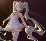  1girl asymmetrical_legwear bare_shoulders breasts closed_mouth collarbone dress gold_armlet gold_thighlet gramophone_miku green_eyes green_hair hair_between_eyes hair_ornament hatsune_miku highres long_hair miku_symphony_(vocaloid) official_alternate_costume official_alternate_hairstyle short_dress small_breasts smile solo strapless strapless_dress thighhighs tutu twintails very_long_hair vocaloid white_thighhighs xia_bao_(wulalala) 