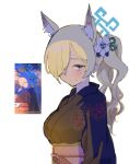  1girl animal_ears black_eyes black_kimono blonde_hair blue_archive blue_halo blush breasts closed_mouth flower fox_ears halo highres japanese_clothes kanna_(blue_archive) kimono large_breasts looking_at_viewer nyan_oe official_alternate_costume ponytail solo sweatdrop 