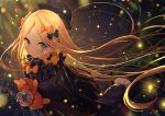  1girl abigail_williams_(fate/grand_order) bangs black_bow black_dress black_headwear blonde_hair blue_eyes blush bow closed_mouth commentary dress eyebrows_visible_through_hair fate/grand_order fate_(series) forehead hair_bow hat long_hair long_sleeves looking_at_viewer multiple_bows multiple_hair_bows object_hug orange_bow parted_bangs polka_dot polka_dot_bow ribbed_dress sleeves_past_fingers sleeves_past_wrists smile solo stuffed_animal stuffed_toy teddy_bear very_long_hair yano_mitsuki 