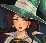  1girl artist_name black_gloves cape close-up closed_mouth dress emma_torres gloves green_eyes hat highres kuridel_black long_hair looking_to_the_side royalty_witches solo spanish_commentary sparkle very_long_hair wavy_hair witch_hat 