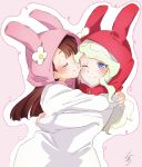  2girls alternate_costume animal_ears blue_eyes blush bunny_ears closed_eyes diana_cavendish flower hand_on_another&#039;s_shoulder happy headwear highres hug kagari_atsuko kiss little_witch_academia long_hair long_sleeves looking_at_viewer mochiro_lwa multicolored_hair multiple_girls one_eye_closed pajamas signature simple_background smile two-tone_hair wavy_hair yuri 