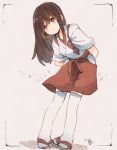  1girl akagi_(kantai_collection) bangs blush breasts brown_eyes brown_hair eyebrows_visible_through_hair full_body grey_background hakama hakama_skirt ina_(1813576) inagawa_(kidou_kairo) japanese_clothes kantai_collection long_hair red_hakama sandals shadow simple_background skirt smile solo standing tasuki thighhighs white_legwear 