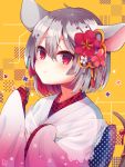  1girl :&lt; animal_ears bangs beniko_(ymdbnk) black_gloves blue_flower chinese_zodiac closed_mouth commentary_request eyebrows_visible_through_hair flower gloves grey_hair hair_between_eyes hair_flower hair_ornament hand_up highres japanese_clothes kimono long_sleeves looking_at_viewer mouse_ears mouse_girl mouse_tail multicolored_hair obi original pink_flower red_eyes red_flower red_hair sash see-through sleeves_past_wrists solo tail two-tone_hair white_flower white_kimono wide_sleeves year_of_the_rat yellow_background 