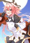  1boy astolfo_(saber)_(fate) black_bow black_gloves blush bow bowtie eyebrows_visible_through_hair fang fate/apocrypha fate/grand_order fate_(series) gloves hair_bow highres long_hair looking_at_viewer male_focus multicolored_hair open_mouth otoko_no_ko pink_hair purple_eyes smile solo tenneko_yuuri v white_hair 