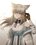  1girl absurdres arknights arknights:_endfield bare_shoulders black_gloves blue_eyes closed_mouth collared_shirt commentary contrast_collar floating_hair gloves gradient_background grey_background grey_hair hand_on_own_ear highres jacket kuro_beyan light_smile long_hair looking_at_viewer off_shoulder perlica_(arknights) shirt sleeveless sleeveless_shirt solo upper_body white_background white_jacket white_shirt yellow_gloves yellow_pupils 