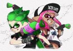  1boy 1girl artist_name bangs baseball_cap basketball_jersey black_gloves black_shirt blunt_bangs clothes_writing commentary crack cropped_torso dark_skin domino_mask dual_wielding fingerless_gloves gloves green_eyes green_hair grin hat holding holding_weapon ink_tank_(splatoon) inkling inkling_(language) isamu-ki_(yuuki) looking_at_viewer mask medium_hair midriff navel pointy_ears sharp_teeth shirt short_hair signature smile splat_dualies_(splatoon) splatoon_(series) splatoon_2 splattershot_(splatoon) t-shirt teeth tentacle_hair texture twintails weapon white_headwear white_shirt 