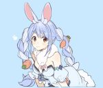  1girl animal_ear_fluff animal_ears aqua_hair arm_cuffs black_leotard blue_background blue_dress blush bow braid breasts bunny_ears bunnysuit carrot_hair_ornament cleavage closed_mouth commentary dress eyebrows_visible_through_hair food_themed_hair_ornament fur-trimmed_dress fur_scarf fur_trim hair_bow hair_ornament hair_ribbon highres hololive leaning_forward leotard light_blue_hair light_smile long_hair looking_at_viewer low-tied_long_hair medium_breasts multicolored_hair off-shoulder_dress off_shoulder red_eyes ribbon simple_background smile solo symbol_commentary teshima_nari thick_eyebrows tress_ribbon twin_braids twintails two-tone_hair upper_body usada_pekora virtual_youtuber 