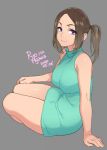  1girl 2020 agawa_ryou arm_support artist_name bare_shoulders breasts brown_hair commentary dated green_sweater grey_background large_breasts light_smile looking_at_viewer original ponytail purple_eyes signature simple_background sitting sleeveless sleeveless_turtleneck smile solo sweater thighs turtleneck 