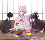  3boys black_hair blue_eyes eyes_visible_through_hair fudou_yukimitsu green_eyes heterochromia japanese_clothes kimono male_focus multiple_boys official_art origami paper petals pink_hair ponytail purple_eyes purple_hair sliding_doors smile souza_samonji suzuki_jirou table touken_ranbu yagen_toushirou yukata 