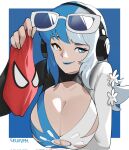  1girl blue_eyes blue_hair breasts cleavage eyewear_on_head heterochromia highres large_breasts long_hair looking_at_viewer luna_snow luna_snow_(cool_summer) marvel marvel_rivals multicolored_hair official_alternate_costume one-piece_swimsuit selvish94 smile spider-man spider-man_(series) split-color_hair sunglasses swimsuit two-tone_hair white_hair 