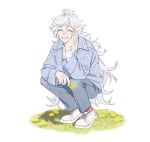  1boy blue_jacket blue_pants closed_eyes fate/grand_order fate_(series) flower grass grin highres holding holding_flower jacket long_hair long_sleeves merlin_(fate) pants pink_flower pink_socks shirt shoes smile socks solo someno_iki squatting striped_clothes striped_jacket striped_vest vertical-striped_clothes vertical-striped_jacket vertical-striped_vest vest wavy_hair white_background white_hair white_shirt white_shoes yellow_flower 