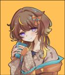  1girl anya_melfissa anya_melfissa_(indonesian_casual) blonde_streaks blouse bow brown_hair brown_outline brown_shirt closed_mouth commentary cup english_commentary gradient_hair hands_up highres hiromiyomu holding holding_cup hololive hololive_indonesia hood hooded_jacket jacket looking_at_viewer medium_hair multicolored_hair open_clothes open_jacket orange_background orange_bow orange_jacket outline print_jacket purple_eyes shirt simple_background single_off_shoulder smile solo streaked_hair two-tone_hair virtual_youtuber wavy_hair wolf_cut 