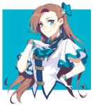  1girl ascot bangs barrette blue_background blue_eyes blue_neckwear blue_ribbon bracelet brown_hair commentary_request cropped_torso crystal_earrings earrings gloves hair_ribbon hand_on_hip hand_on_own_chest highres jewelry katarina_claes korean_commentary long_hair looking_at_viewer lsr_assassin otome_game_no_hametsu_flag_shika_nai_akuyaku_reijou_ni_tensei_shite_shimatta ribbon short_hair simple_background smile solo swept_bangs upper_body very_long_hair white_gloves 