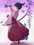  1girl bangs black_hair blurry_foreground bug butterfly butterfly_hair_ornament closed_mouth eyebrows_visible_through_hair floating_hair flower hair_ornament hakama highres holding holding_sheath holding_sword holding_weapon insect japanese_clothes katana kimetsu_no_yaiba kimono long_sleeves nekobell pink_kimono purple_eyes red_hakama sheath short_hair side_ponytail smile solo standing sword tabi tsuyuri_kanao unsheathed weapon white_legwear wisteria 