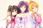  3girls aqua_eyes ayase_eli black_hair blonde_hair blue_eyes bokutachi_wa_hitotsu_no_hikari love_live! love_live!_school_idol_project low_twintails muki_(mayuiki) multiple_girls ponytail purple_hair red_eyes smile toujou_nozomi twintails yazawa_nico 